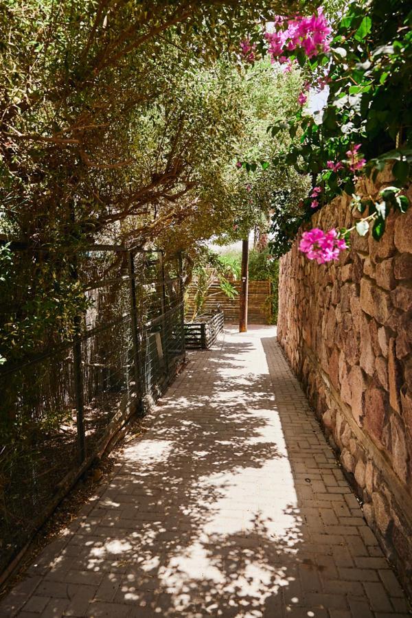 אדום 179, נופש * Eilat